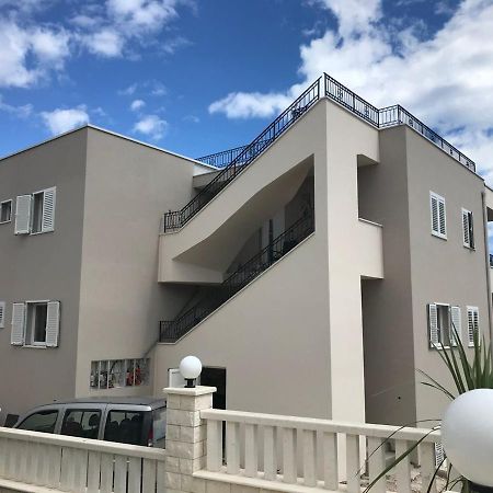 טרוגיר Apartment Lizzi. מראה חיצוני תמונה