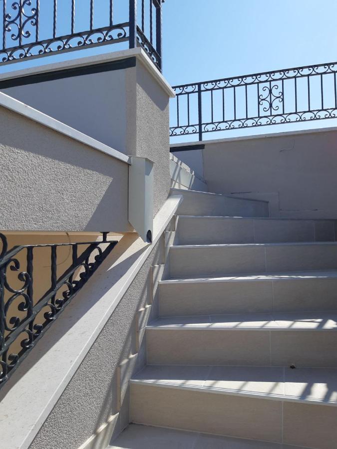 טרוגיר Apartment Lizzi. מראה חיצוני תמונה